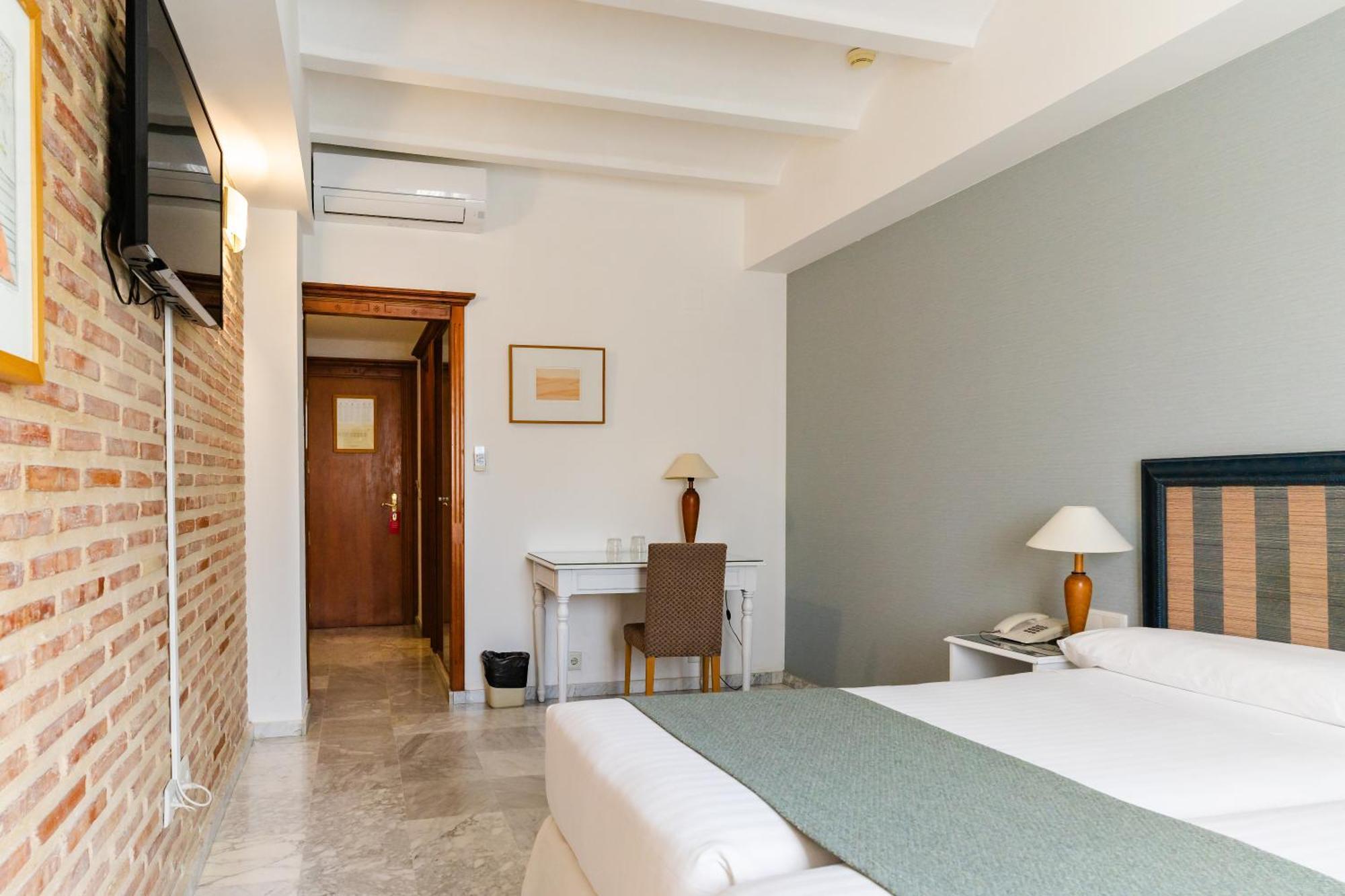 Hotel Ad Hoc Parque Golf