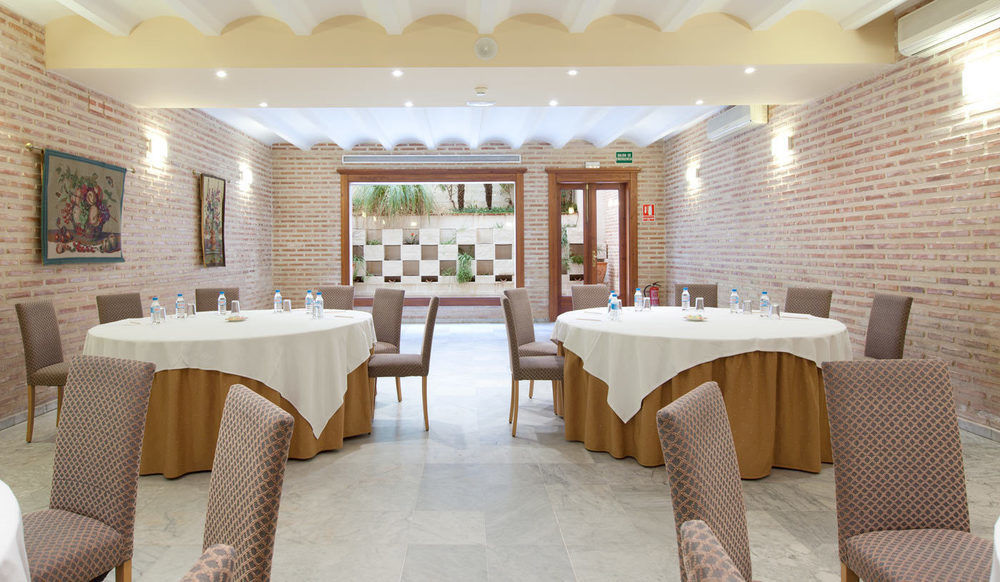 Hotel Ad Hoc Parque Golf 4*